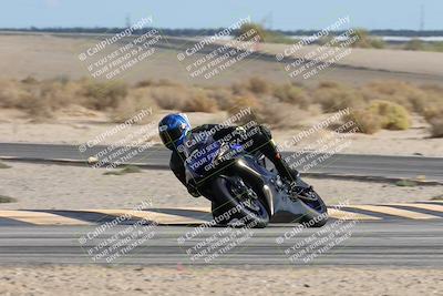 media/Nov-16-2025-Race Pace (Sun) [[8c5fa54630]]/Verified Riders/9-Turn 16 (150pm)/